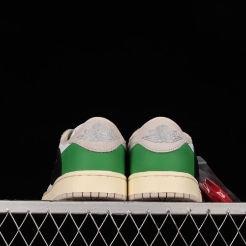 Travis Scott X Air Jordan 1 Low White Green - 11