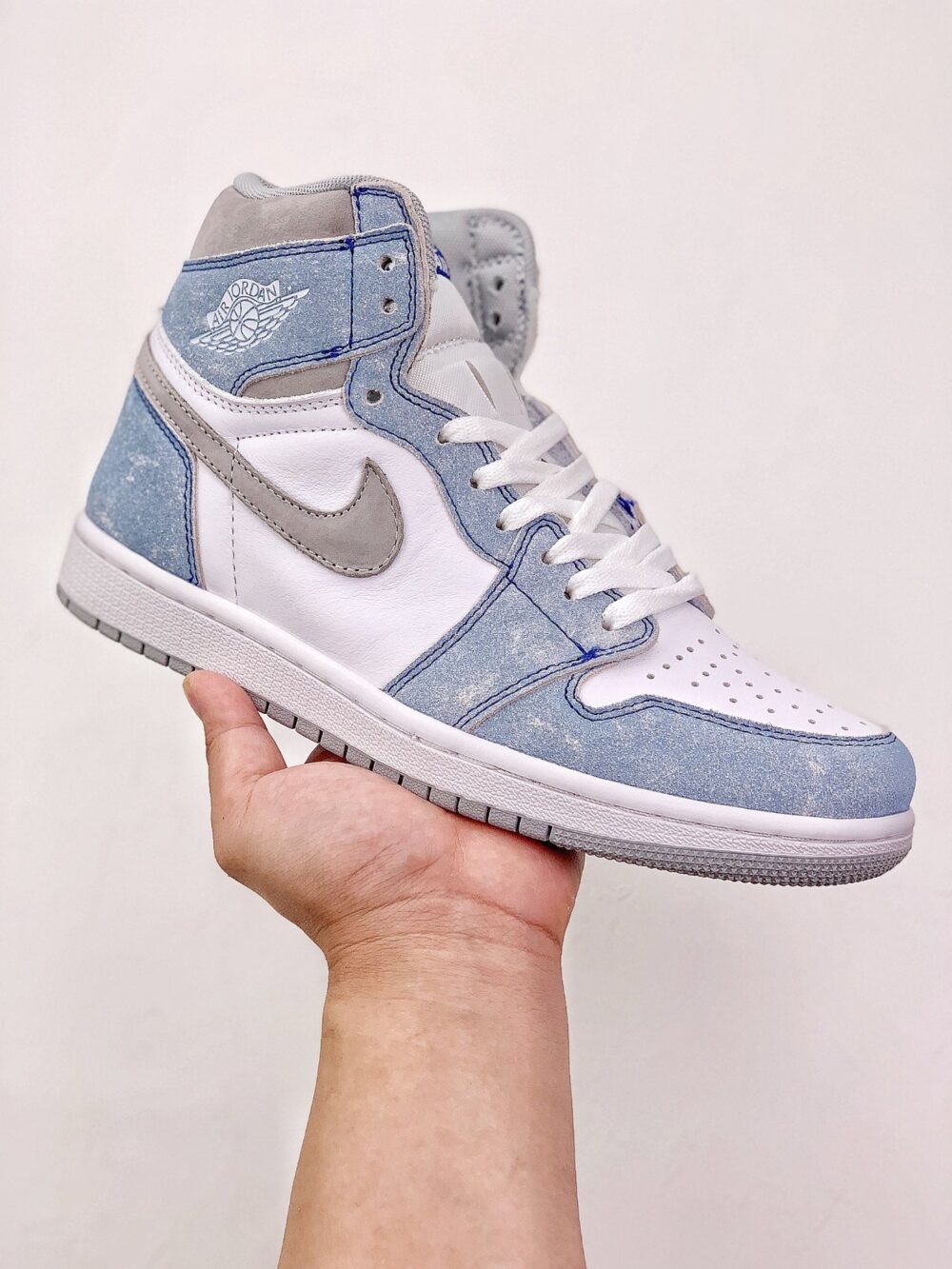 Jordan 1 Retro High OG Hyper Royal - 6