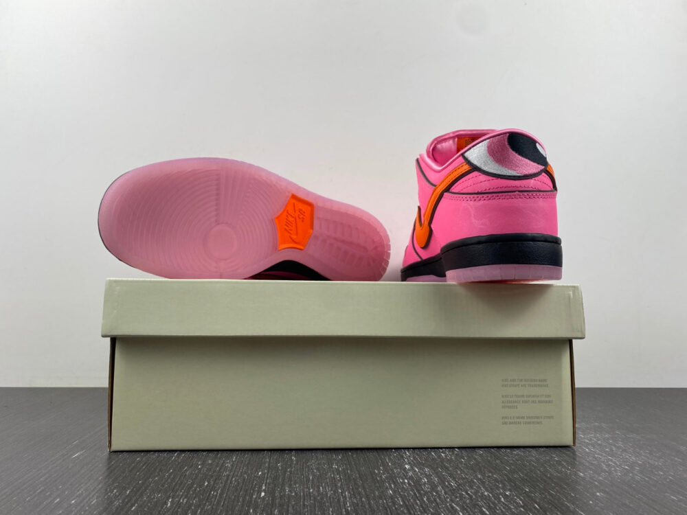 The Powerpuff Girls x Nike SB Dunk Low “Blossom” - 12