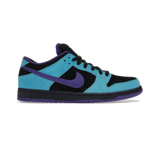 Nike SB Dunk Low Skeletor