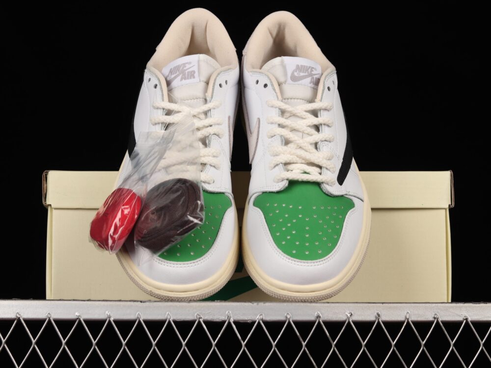 Travis Scott X Air Jordan 1 Low White Green - 15