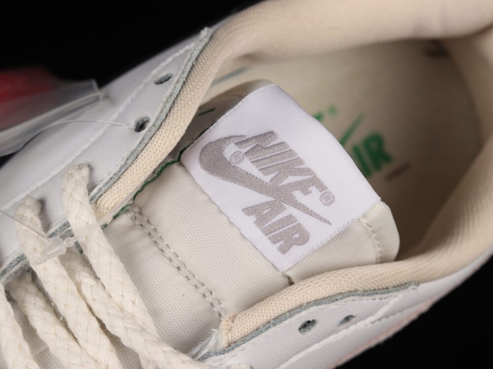 Travis Scott X Air Jordan 1 Low White Green - 16