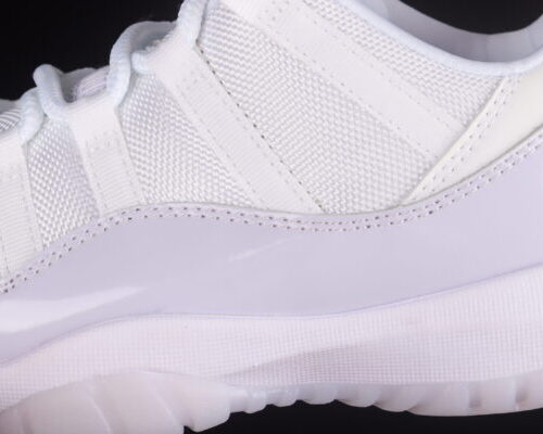 Jordan 11 Retro Low, Pure Violet - 8
