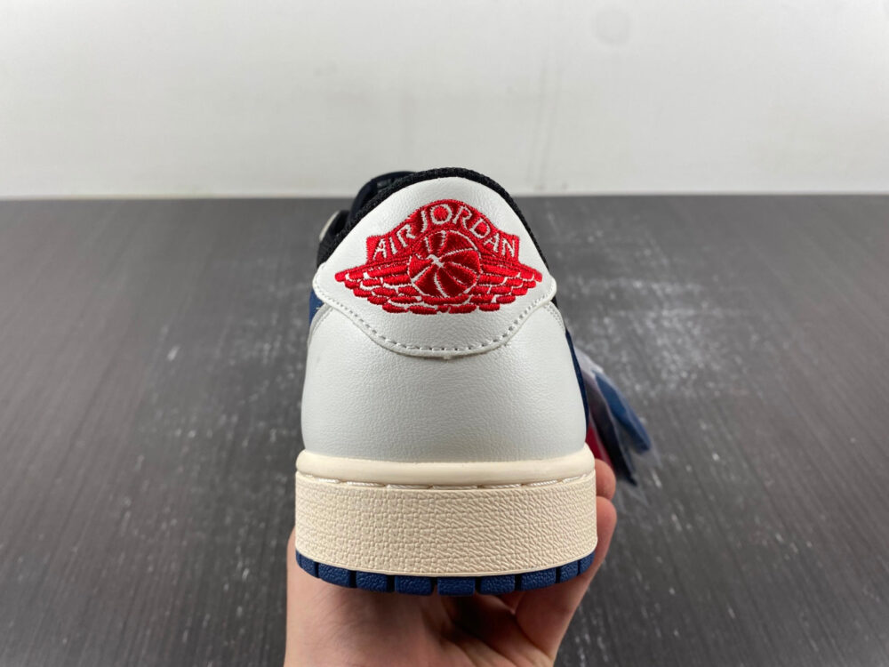 Travis scott x air jordan 1 blue black - 11