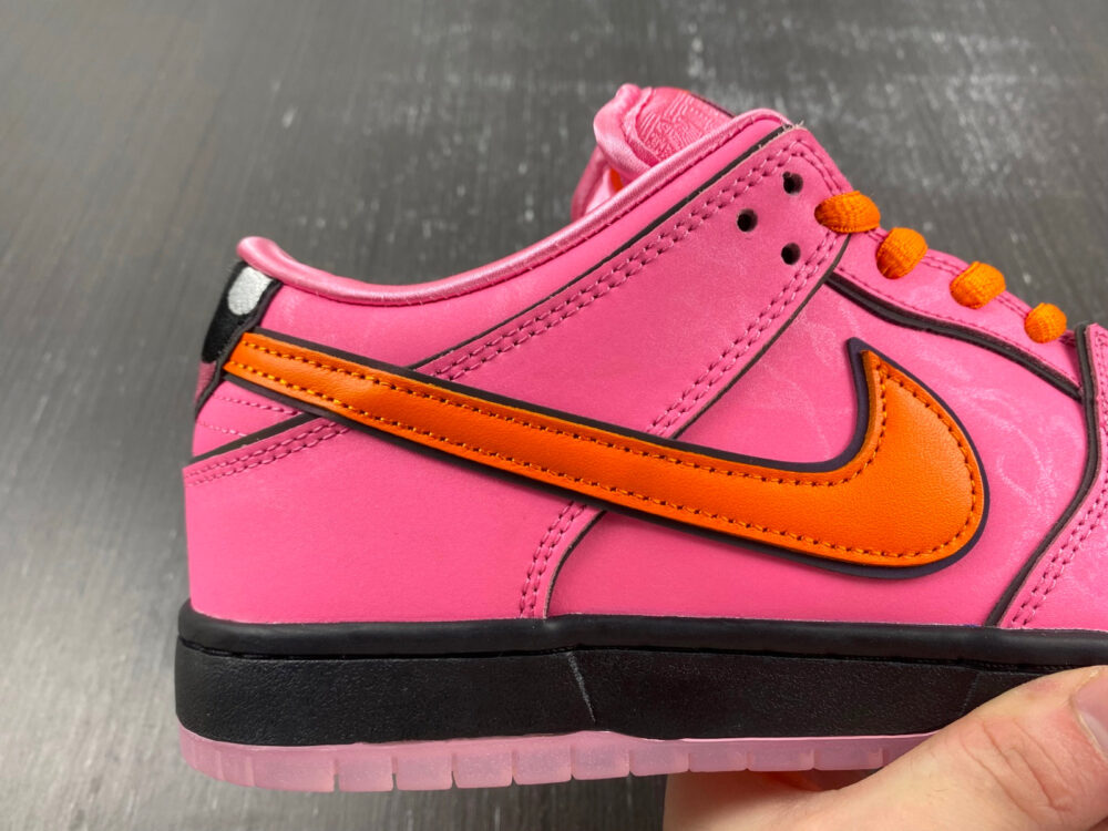 The Powerpuff Girls x Nike SB Dunk Low “Blossom” - 10