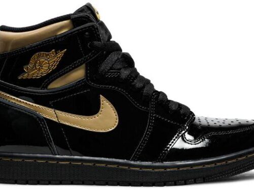 Air Jordan 1 High OG Black/Metallic Gold - 6