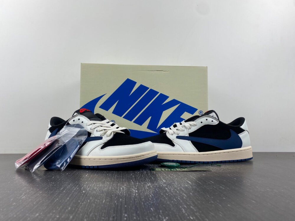 Travis scott x air jordan 1 blue black - 4