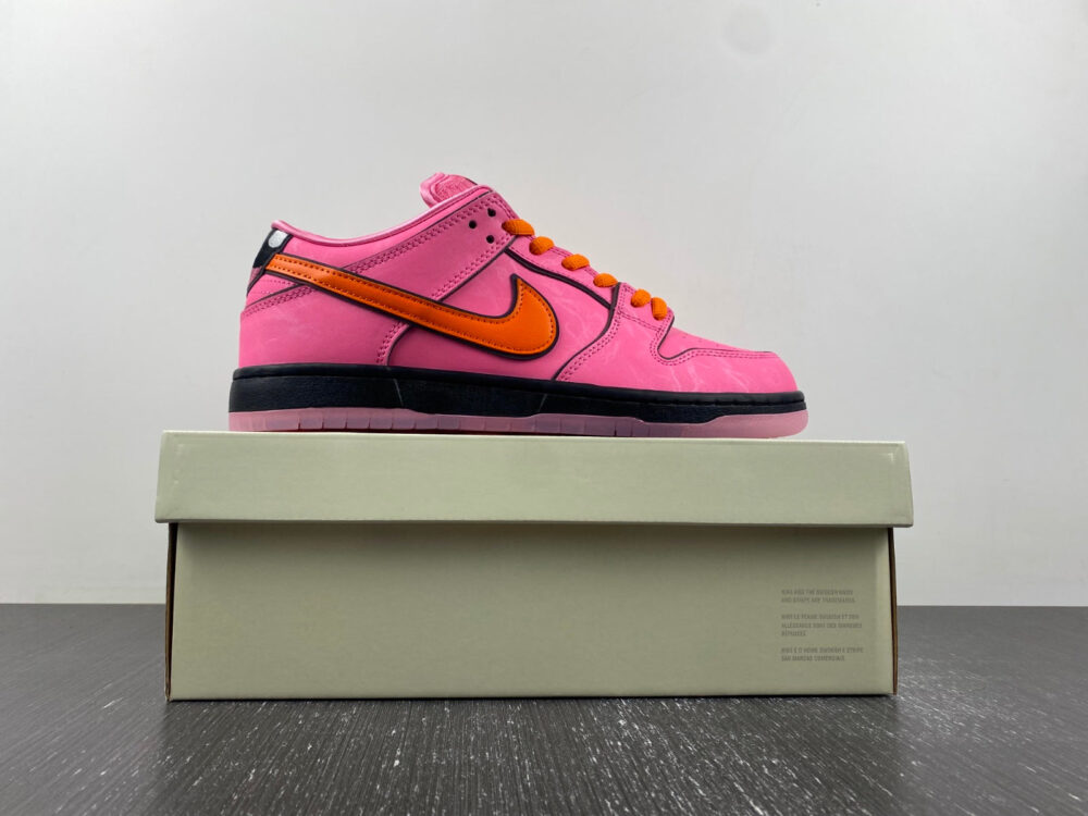 The Powerpuff Girls x Nike SB Dunk Low “Blossom” - 14