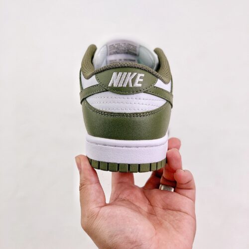 Nike Dunk Low Medium Olive - 9