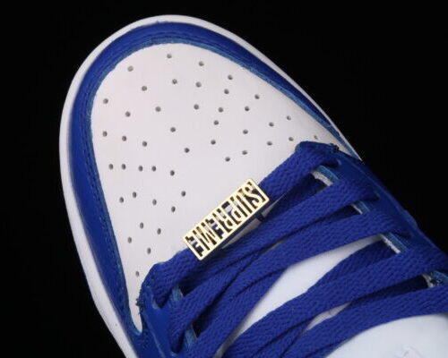 Nike SB Dunk Low, Supreme Stars Hyper Royal - 11