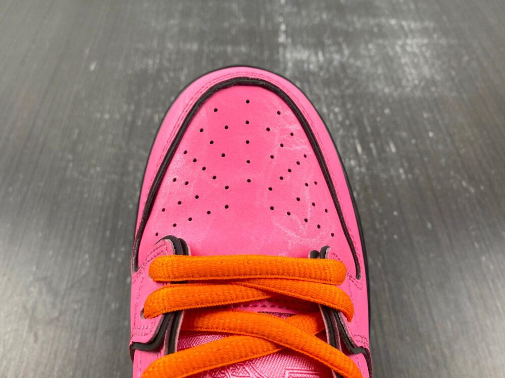 The Powerpuff Girls x Nike SB Dunk Low “Blossom” - 8