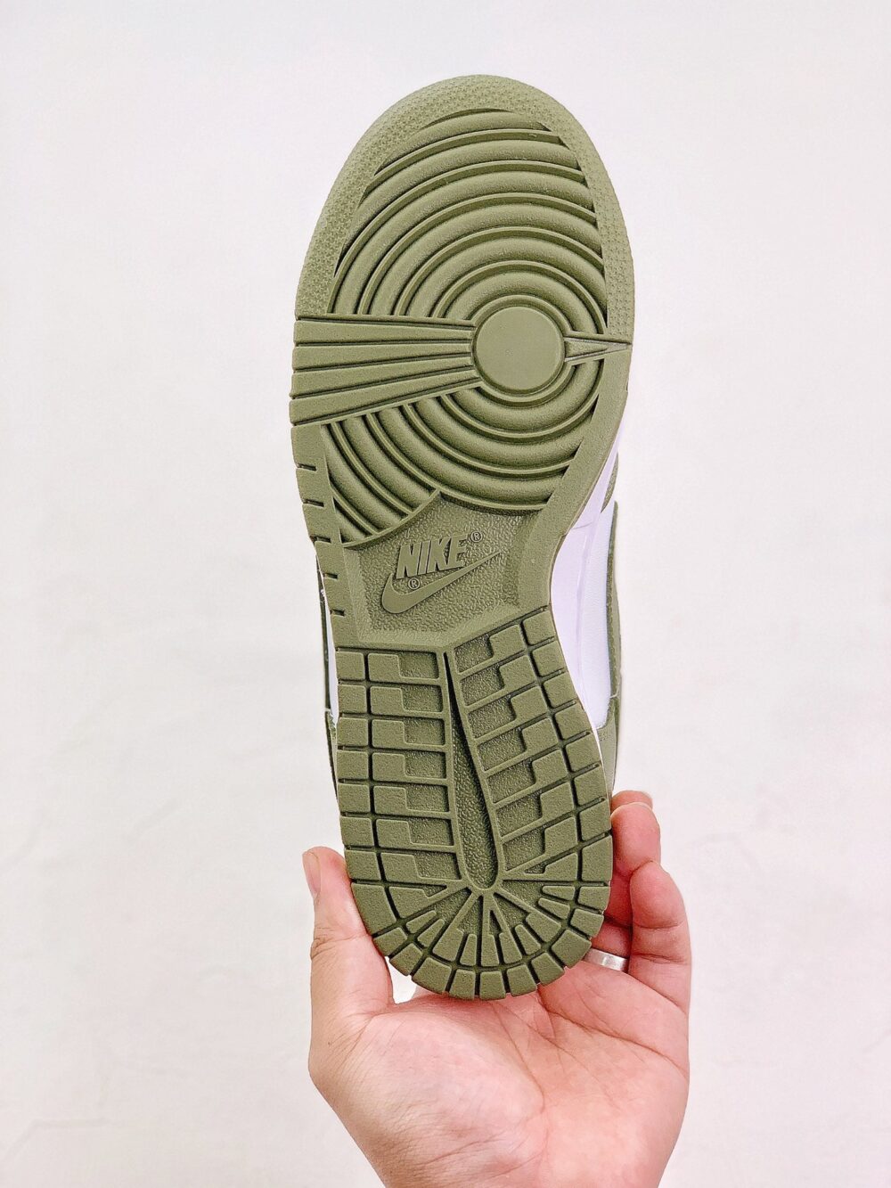 Nike Dunk Low Medium Olive - 4