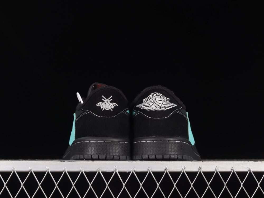 Travis Scott x Air Jordan 1 Low Tiffany Green - 12