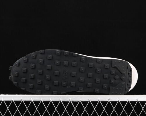 Sacai x Nike LDV Waffle Daybreak Navy Black White - 3