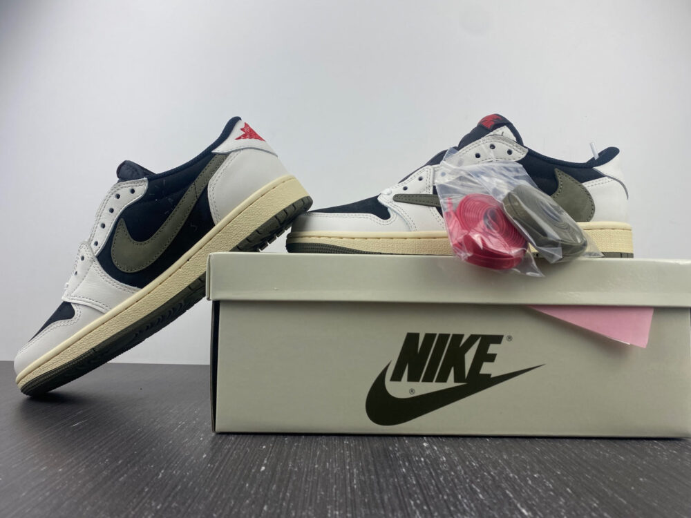 Travis Scott x Air Jordan 1 Low OG “Olive” - 10