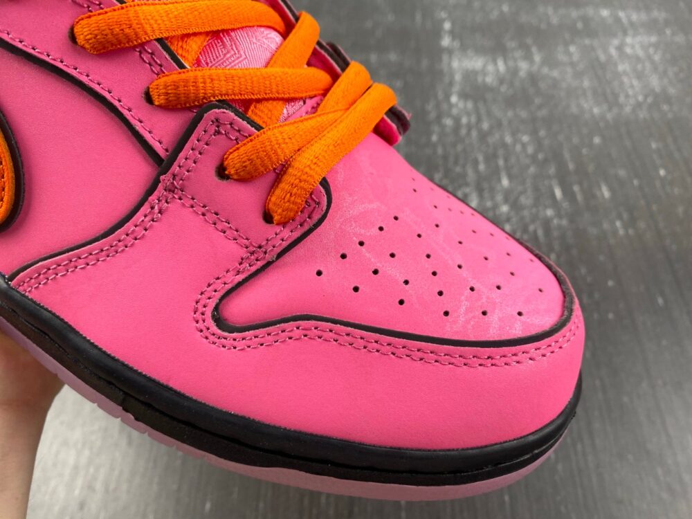 The Powerpuff Girls x Nike SB Dunk Low “Blossom” - 11