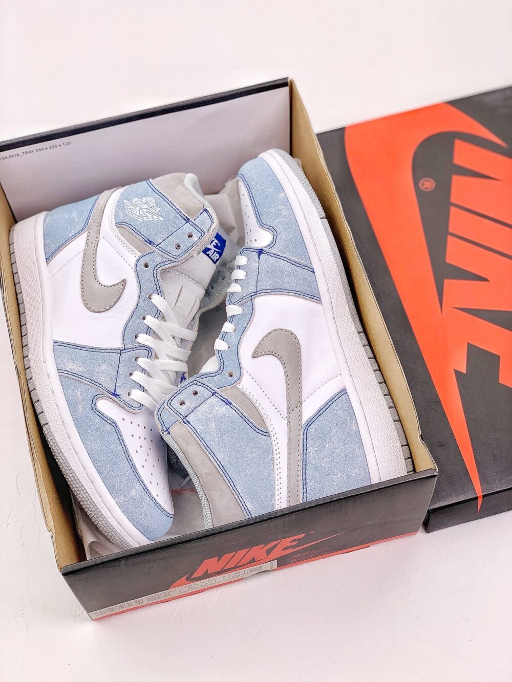 Jordan 1 Retro High OG Hyper Royal - 8