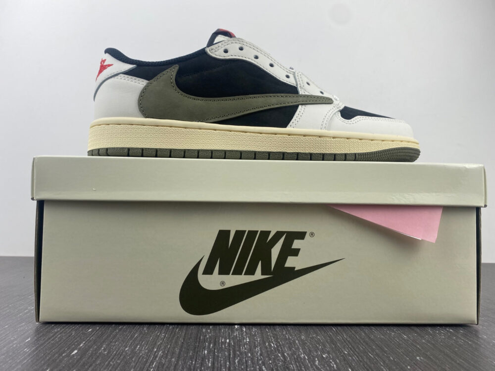 Travis Scott x Air Jordan 1 Low OG “Olive” - 11