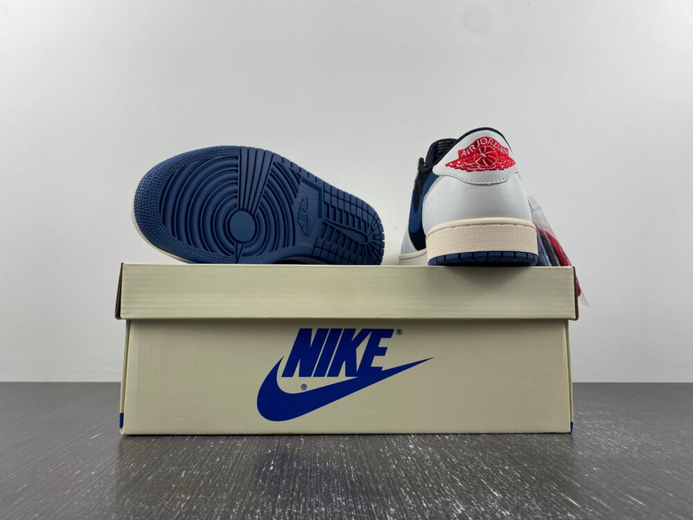 Travis scott x air jordan 1 blue black - 3