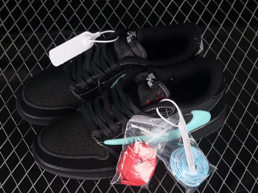 Travis Scott x Air Jordan 1 Low Tiffany Green - 6
