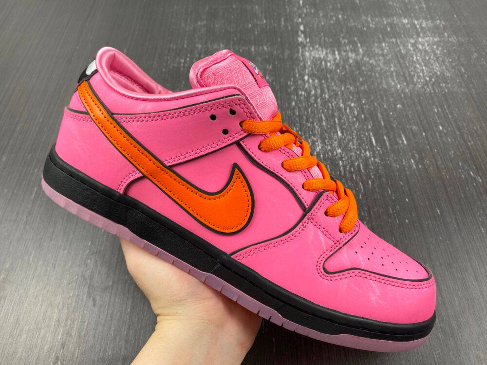 The Powerpuff Girls x Nike SB Dunk Low “Blossom” - 17