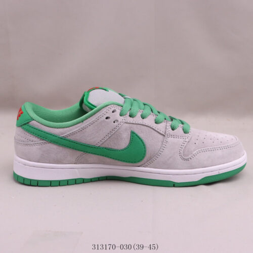Nike SB Dunk Low Medusa - 3