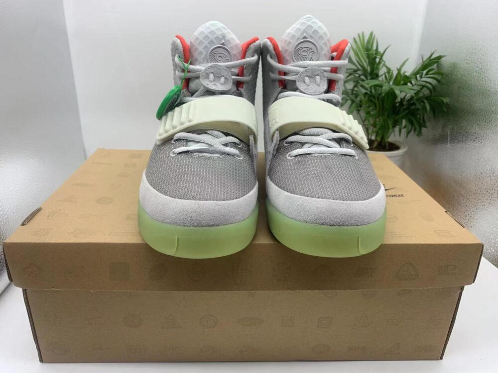 Air Yeezy 2 Pure Platinum - 2