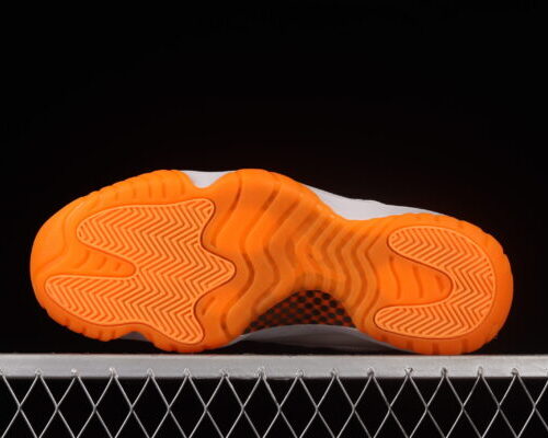 Jordan 11 Retro Low, Citrus - 8