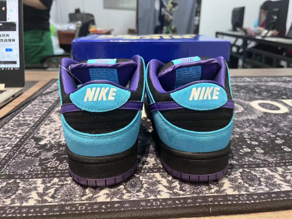 Nike SB Dunk Low Skeletor - 5
