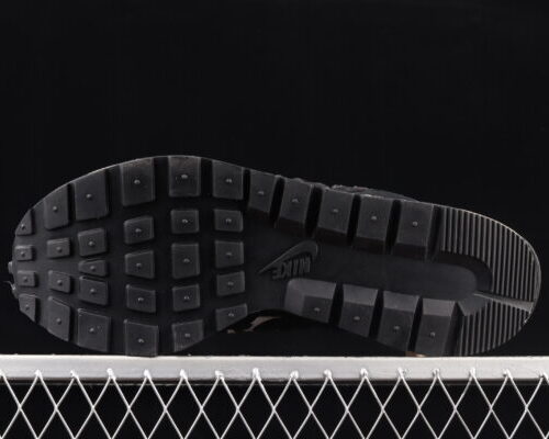 Nike Vaporwaffle, Sacai Jean Paul Gaultier Black White - 6