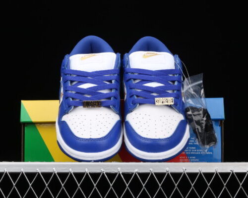 Nike SB Dunk Low, Supreme Stars Hyper Royal - 4