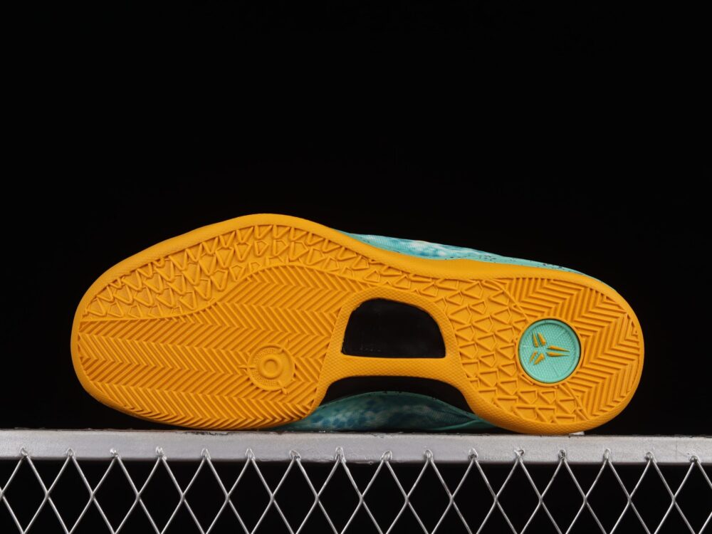 Nike Kobe 8 System Green Glow Laser Orange - 3