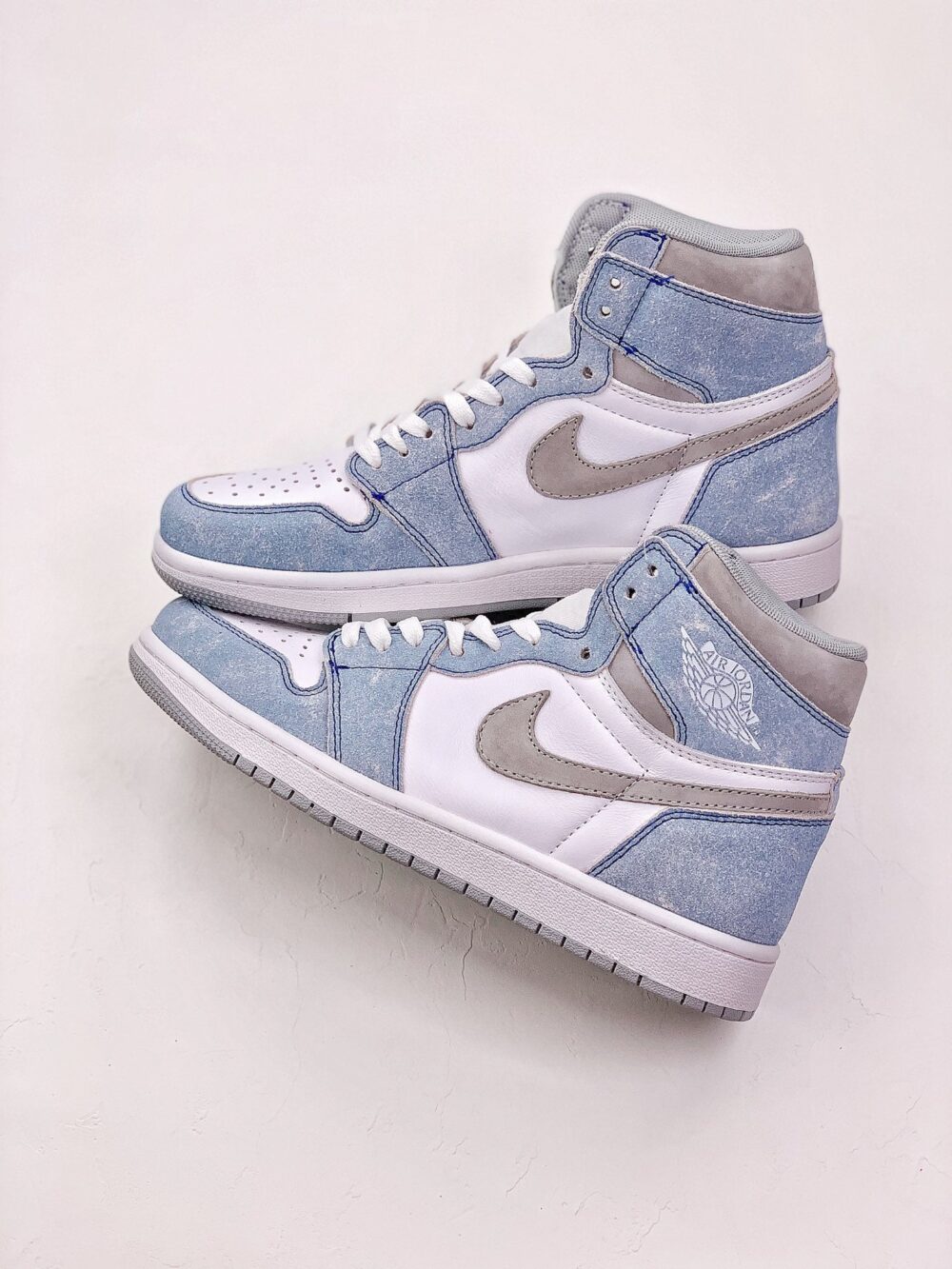 Jordan 1 Retro High OG Hyper Royal - 5