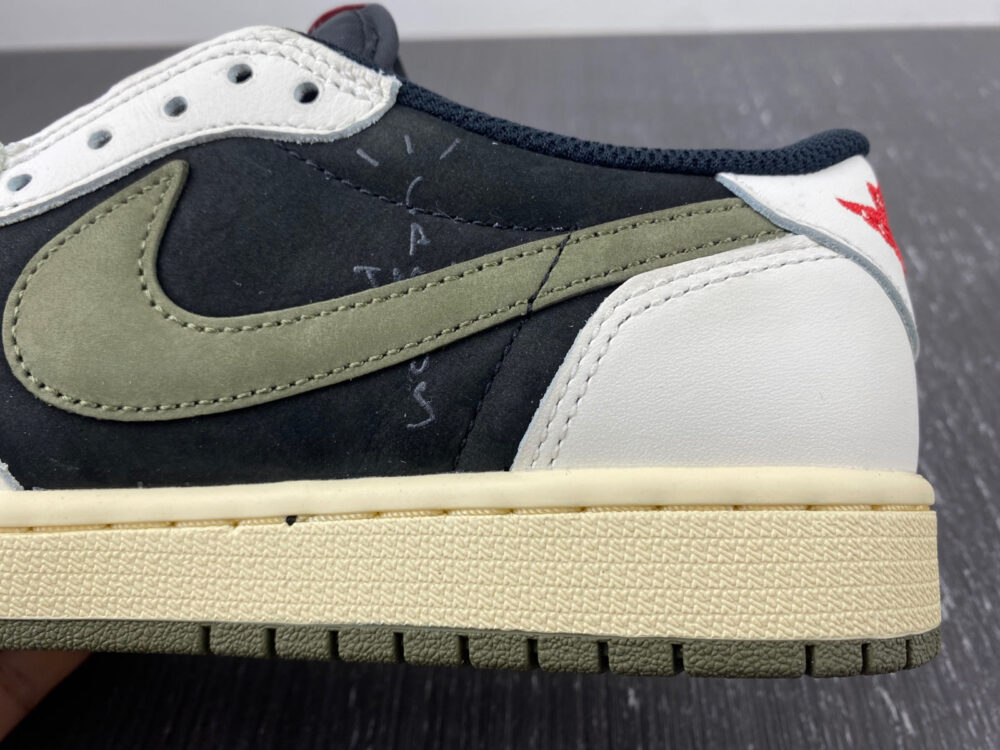 Travis Scott x Air Jordan 1 Low OG “Olive” - 24