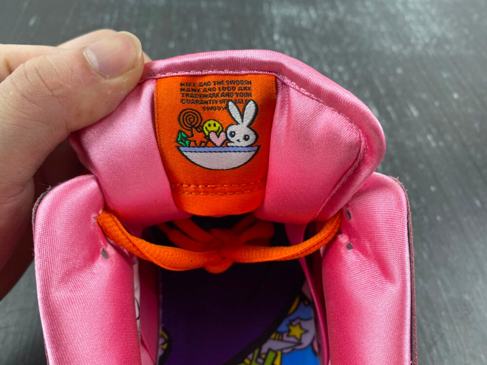 The Powerpuff Girls x Nike SB Dunk Low “Blossom” - 5