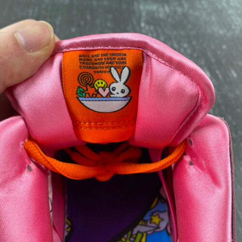 The Powerpuff Girls x Nike SB Dunk Low “Blossom” - 5