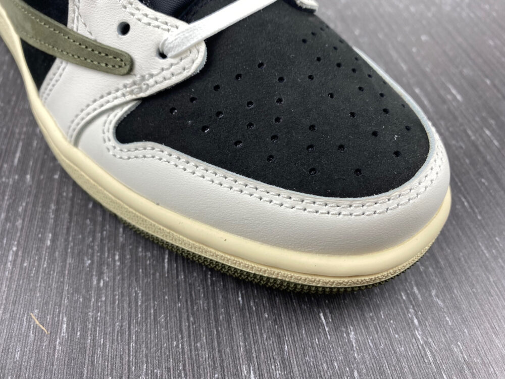 Travis Scott x Air Jordan 1 Low OG “Olive” - 23